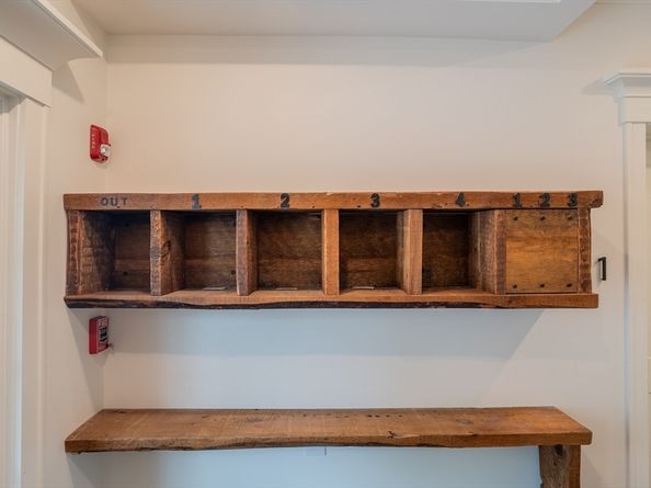 182 Merrimac St 1, Newburyport MA 01950
