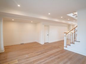 182 Merrimac St 1, Newburyport MA 01950
