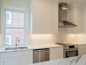 182 Merrimac St 1, Newburyport MA 01950