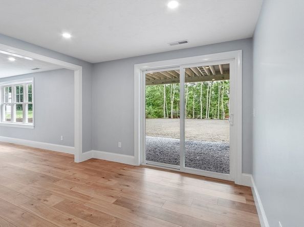 192 Tahattawan, Littleton MA 01460