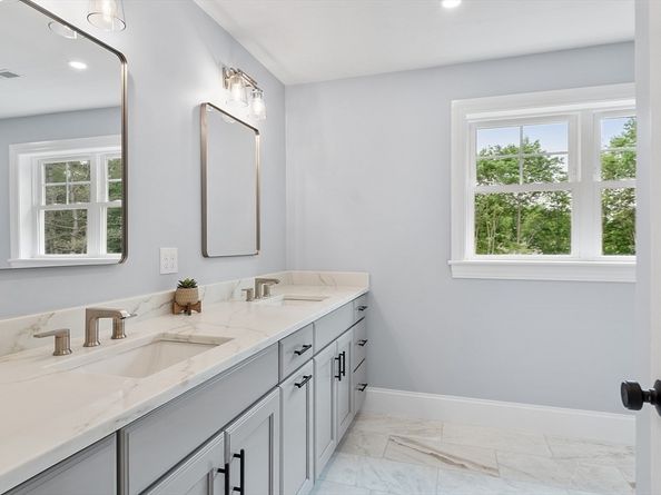 192 Tahattawan, Littleton MA 01460