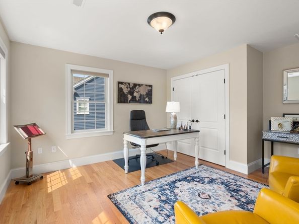 50 Sterling Rd, Needham MA 02492