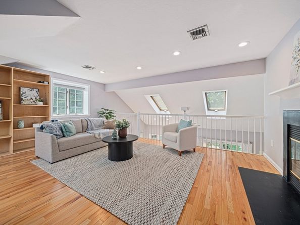 9 Powder Hill Way 9, Westborough MA 01581