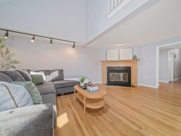 9 Powder Hill Way 9, Westborough MA 01581