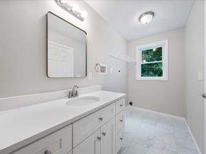 66 North Main Street 66, Westford MA 01886
