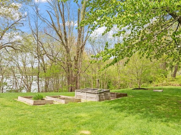 894 Great Pond Road, North Andover MA 01845