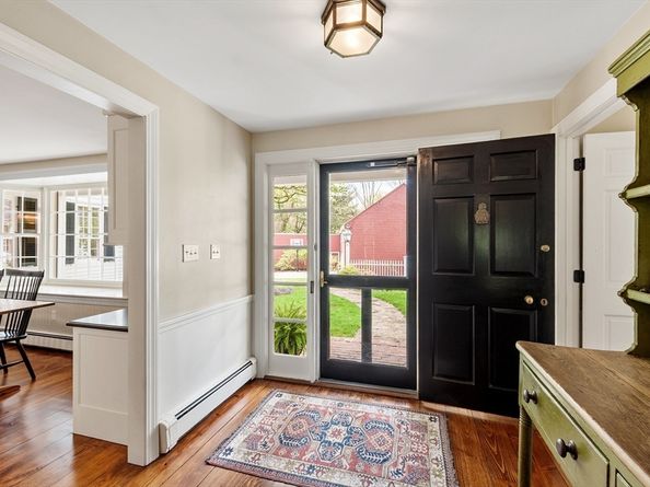 894 Great Pond Road, North Andover MA 01845