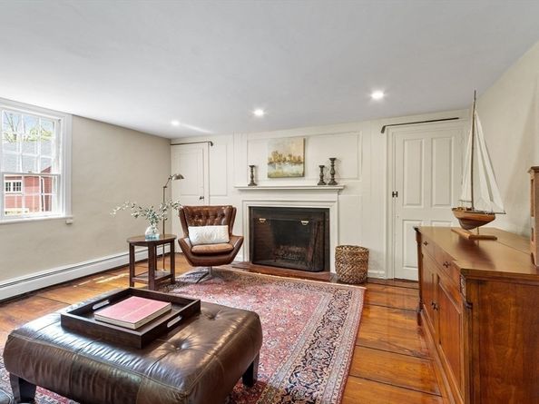 894 Great Pond Road, North Andover MA 01845