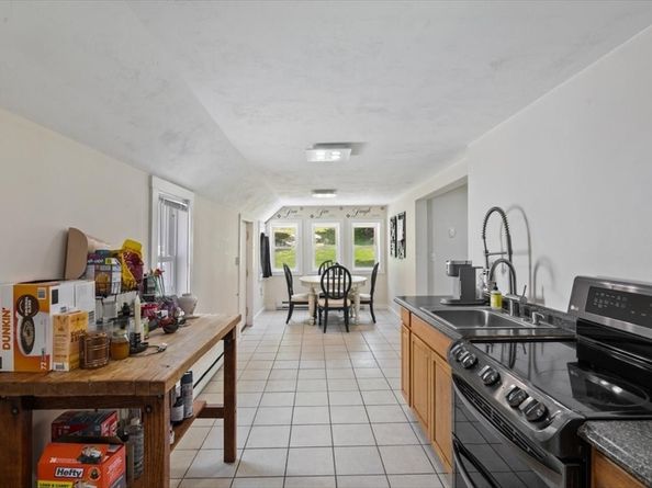 135 Hart St, Beverly MA 01915