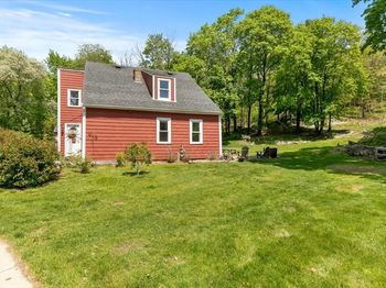 135 Hart St