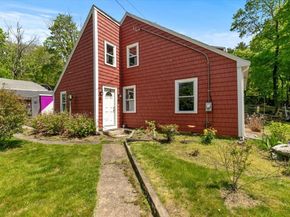135 Hart St, Beverly MA 01915