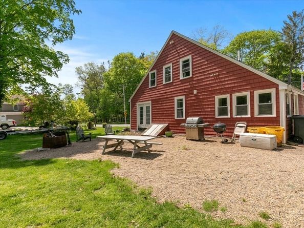135 Hart St, Beverly MA 01915
