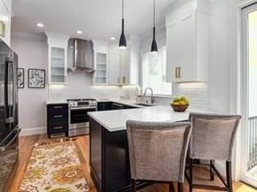 218 Hillside Ave 218, Needham MA 02494