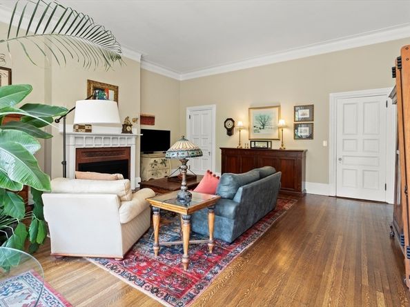 261 Commonwealth Avenue 5, Boston MA 02116