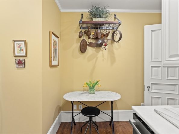 261 Commonwealth Avenue 5, Boston MA 02116