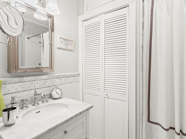 261 Commonwealth Avenue 5, Boston MA 02116