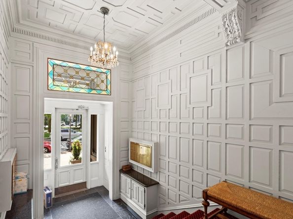 261 Commonwealth Avenue 5, Boston MA 02116