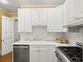261 Commonwealth Avenue 5, Boston MA 02116