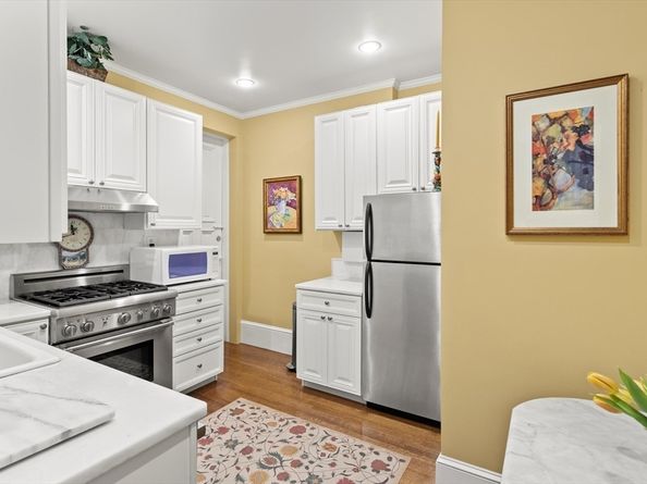 261 Commonwealth Avenue 5, Boston MA 02116