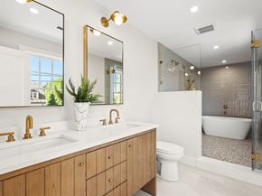 2 Collier Rd, Scituate MA 02066