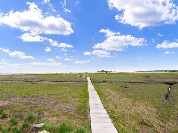 2 Collier Rd, Scituate MA 02066