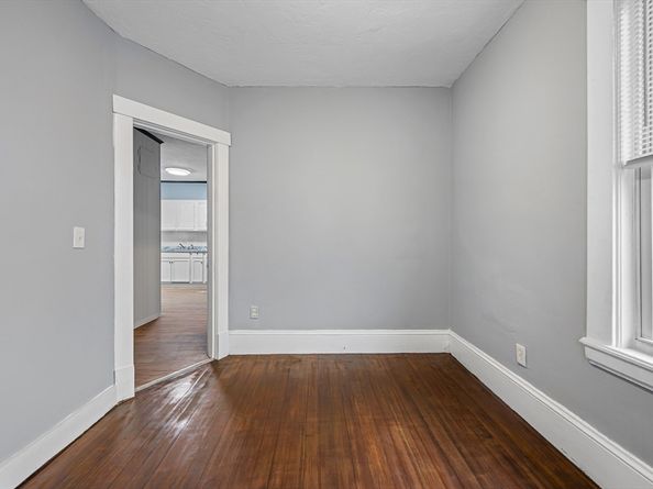 9 Forestdale Rd, Worcester MA 01605