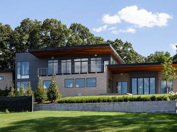 85 Forbes Rd, Milton MA 02186