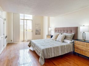 33 Pond Ave PH1207, Brookline MA 02445