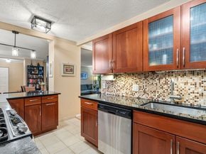 33 Pond Ave 419, Brookline MA 02445