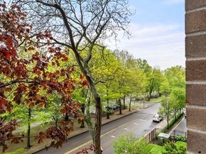 33 Pond Ave 419, Brookline MA 02445