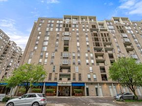 33 Pond Ave 419, Brookline MA 02445