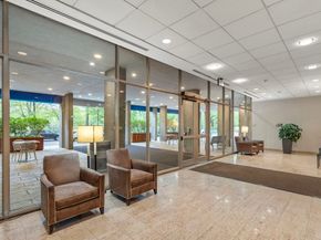 33 Pond Ave 419, Brookline MA 02445