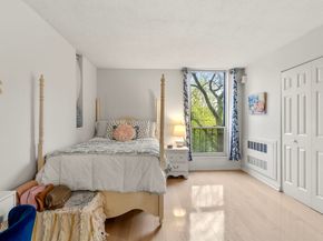 33 Pond Ave 419, Brookline MA 02445