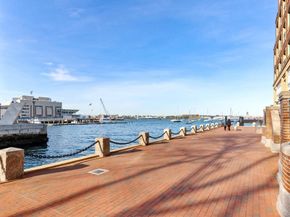 20 Rowes Wharf 309, Boston MA 02110