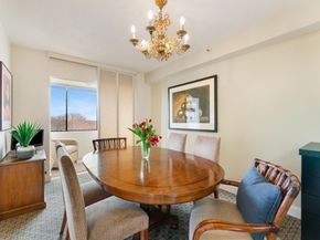 250 Hammond Pond Pkwy 916S, Newton MA 02467