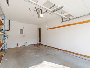 1105 Ridgefield Cir B, Clinton MA 01510