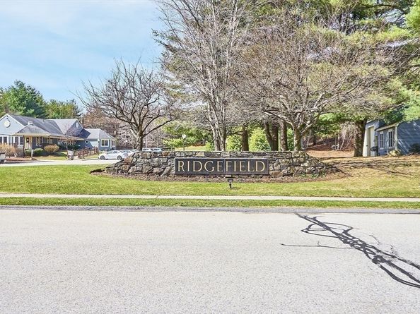 1105 Ridgefield Cir B, Clinton MA 01510