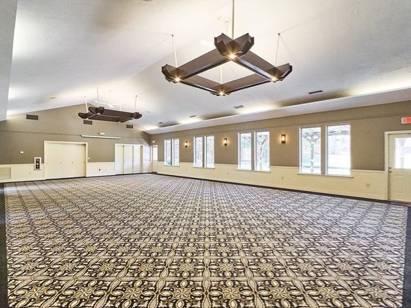 1105 Ridgefield Cir B, Clinton MA 01510