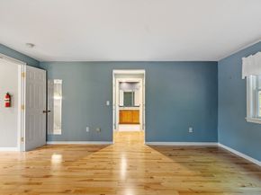 1105 Ridgefield Cir B, Clinton MA 01510