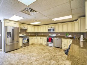 1105 Ridgefield Cir B, Clinton MA 01510