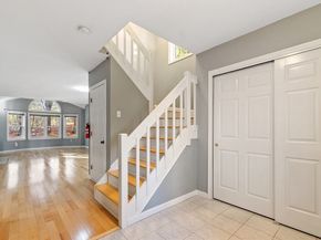 1105 Ridgefield Cir B, Clinton MA 01510