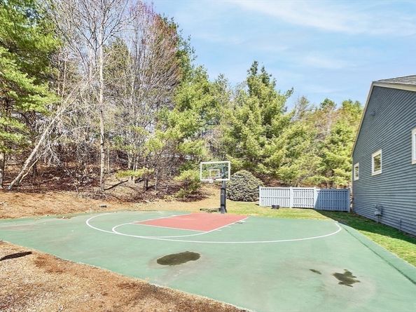 1105 Ridgefield Cir B, Clinton MA 01510