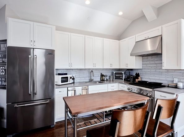 290 North St 4, Boston MA 02113