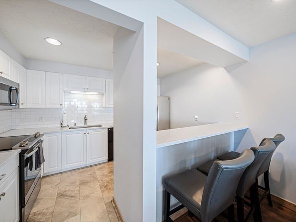 1001 Marina Drive 612, Quincy MA 02171
