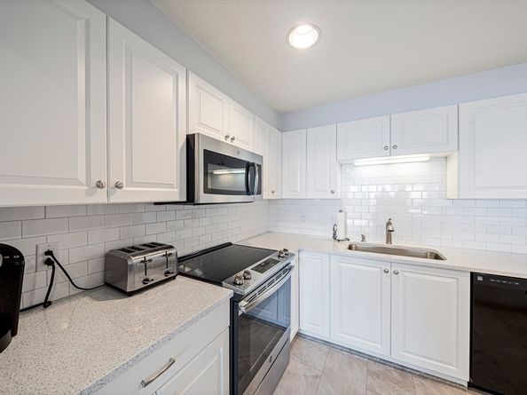 1001 Marina Drive 612, Quincy MA 02171