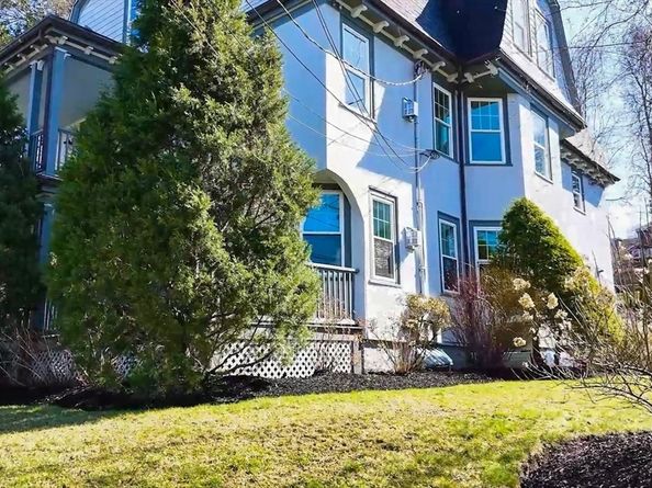 646 Newton St 2, Brookline MA 02467