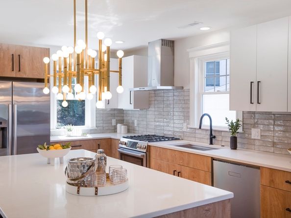 646 Newton St 2, Brookline MA 02467