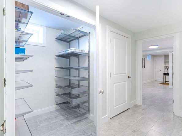 646 Newton St 2, Brookline MA 02467