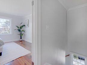 646 Newton St 2, Brookline MA 02467