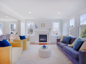 646 Newton St 2, Brookline MA 02467